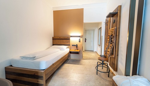 Standard Single Room