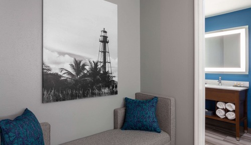 Room, 2 Double Beds, Non Smoking, Pool View