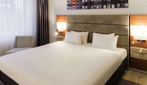 Standard Room, 1 King Bed, Non Smoking