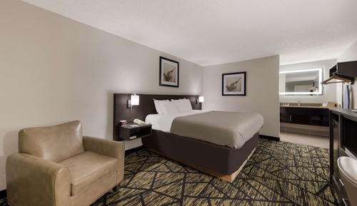 Standard Room, 1 King Bed, Non Smoking