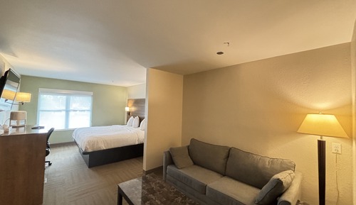 Suite, 1 King Bed, Non Smoking
