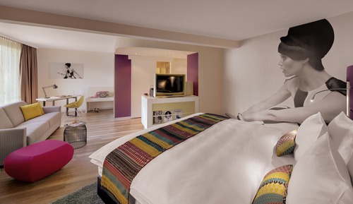 Suite, 1 King Bed, City View