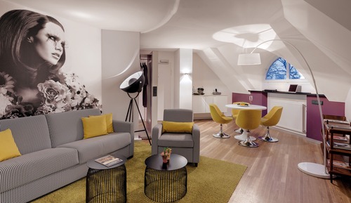 Suite, 1 Bedroom, City View