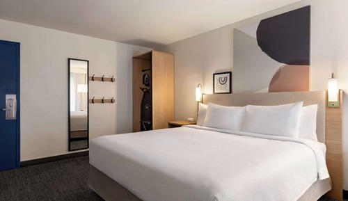 Room, 1 King Bed, Accessible (Mobility)