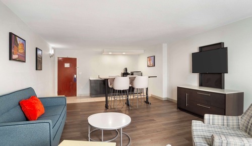 Suite, 1 King Bed, Non Smoking, Refrigerator & Microwave (with Sofabed)