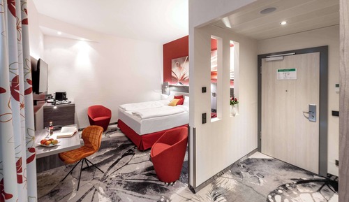 Executive Room, 1 Double Bed, Courtyard View