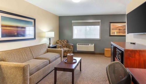 Suite, 2 Queen Beds, Non Smoking, Refrigerator & Microwave (with Sofabed)