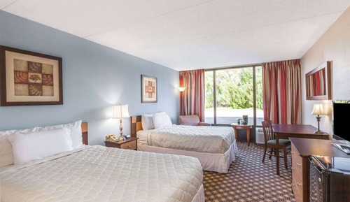 Double Room, 2 Double Beds