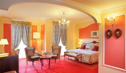 Junior Suite