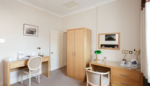 Suite, 1 King Bed, Non Smoking