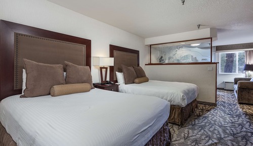 Deluxe Room, 2 Queen Beds, River View