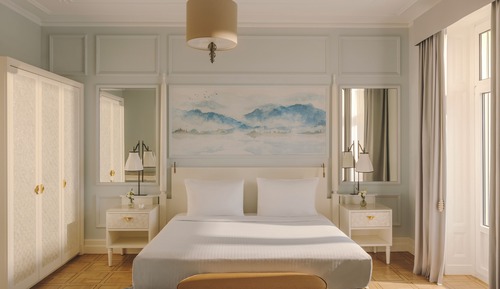 Signature Suite, 1 Double Bed, Lake View