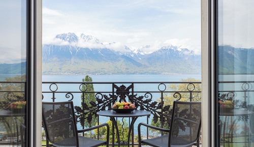 Deluxe Twin Room, 2 Twin Beds, Lake View