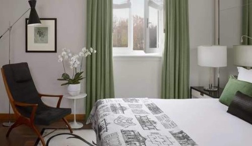 Fashion Suite king bed