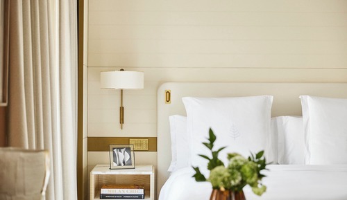 Premium Room, 1 King Bed, Garden View
