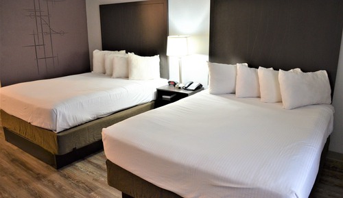 Room, 2 Queen Beds, Accessible, Non Smoking