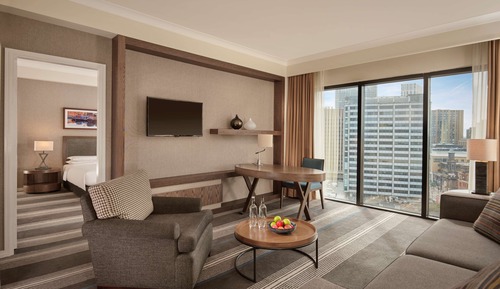 Suite, 1 King Bed (Regency)