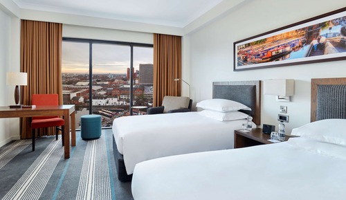 Room, 2 Twin Beds, Canal View