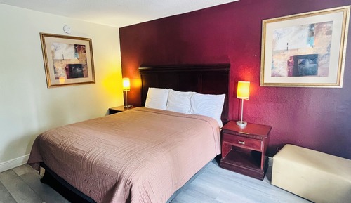 Room, 1 King Bed, Accessible, Non Smoking