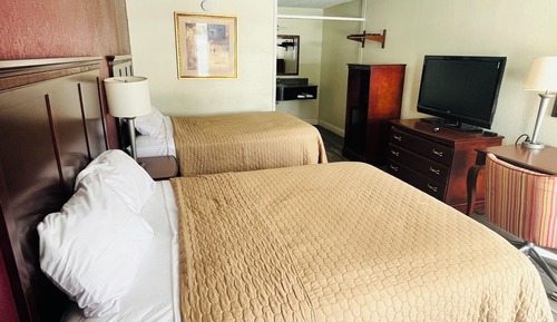 Standard Room, 2 Queen Beds, Non Smoking