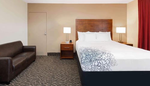Deluxe Suite, 1 King Bed, Non Smoking