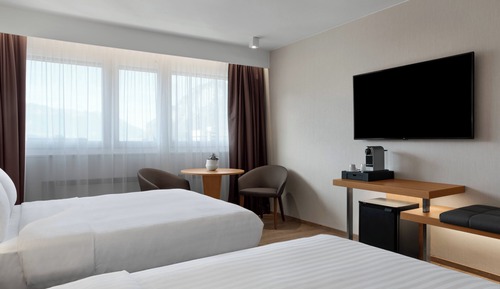 Deluxe Room, 2 Double Beds, Non Smoking, Mountain View