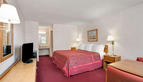 Room, 1 King Bed, Smoking