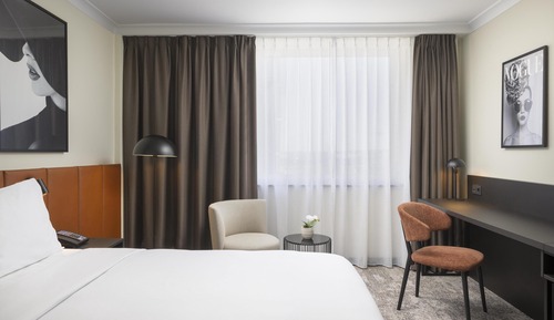 Standard Queen (1 Bett)