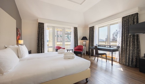 Executive Room