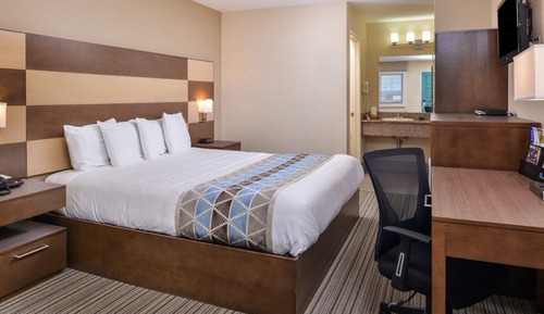 Standard Room, 1 King Bed, Non Smoking