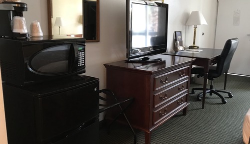 Standard Room, 1 King Bed
