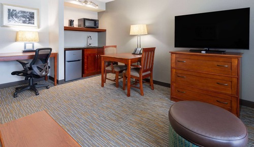 Suite, 1 Bedroom, Accessible, Non Smoking (Mobility/Hearing, Roll-In Shower)