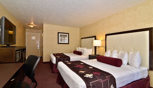 Standard Room, 2 Queen Beds, Non Smoking, Balcony