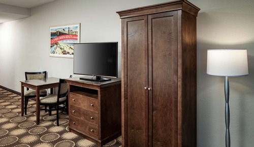 Suite, 1 King Bed, Balcony, Oceanfront