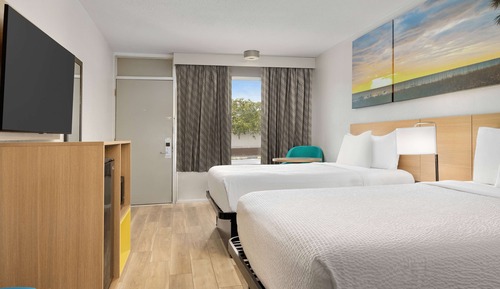Room, 2 Double Beds, Non Smoking, View (Second Floor)