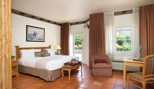 Family Room, Multiple Beds
