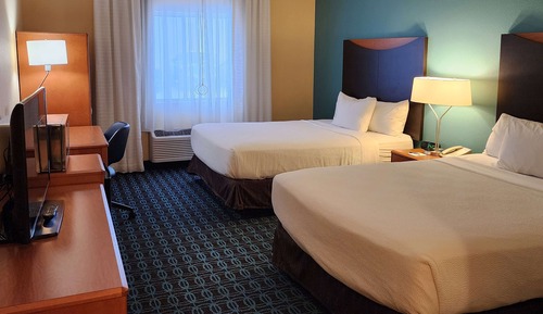 Room, 1 King Bed, Accessible, Non Smoking (Mobility, Roll-in Shower)