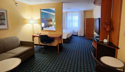 Studio Suite, 1 King Bed, Non Smoking