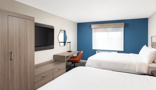 Standard Room, 2 Queen Beds, Mobility Accessible (Roll-In Shower)