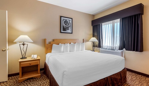 Suite, 1 King Bed, Non Smoking, Fireplace