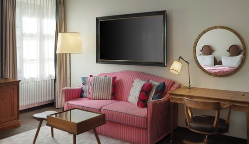 Junior Suite, 2 Twin Beds, Non Smoking