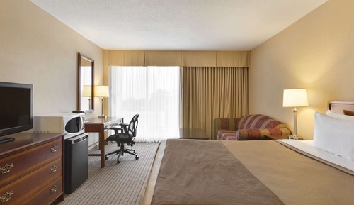 Deluxe Room, 1 Queen Bed, Non Smoking, View (City View)