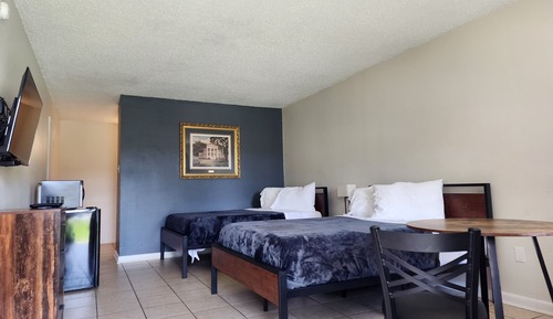 Room, 2 Queen Beds, Non Smoking
