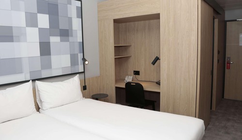 Standard Room, 2 Twin Beds, Balcony