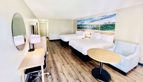 Room, 2 Queen Beds, Smoking