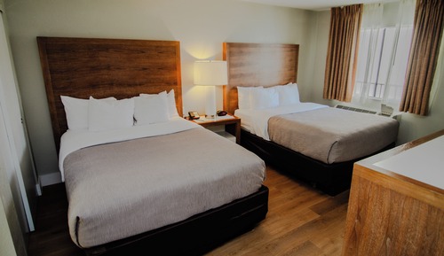 Standard Room, 2 Queen Beds, Non Smoking
