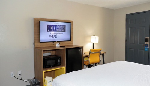 Standard Room, 1 King Bed, Non Smoking
