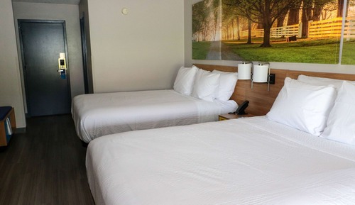 Room, 2 Queen Beds, Non Smoking