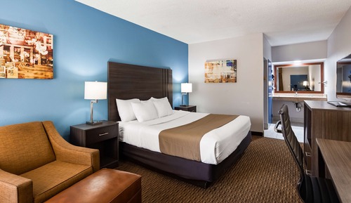 Standard Room, 1 King Bed, Bathtub