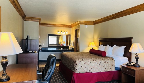 Standard Room, 1 King Bed